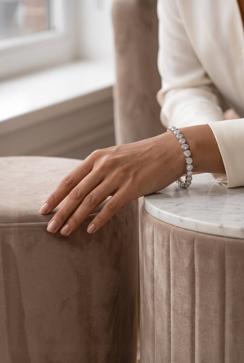 Round diamond bezel set tennis bracelet