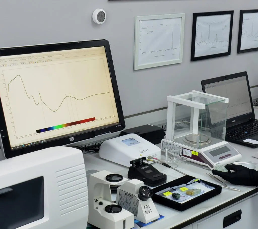 Spectroscopic read at the diagnostic bench